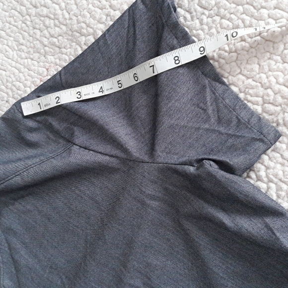 Figs XL Grey Yellow Short Sleeve Scrub Top - Picture 9 of 17